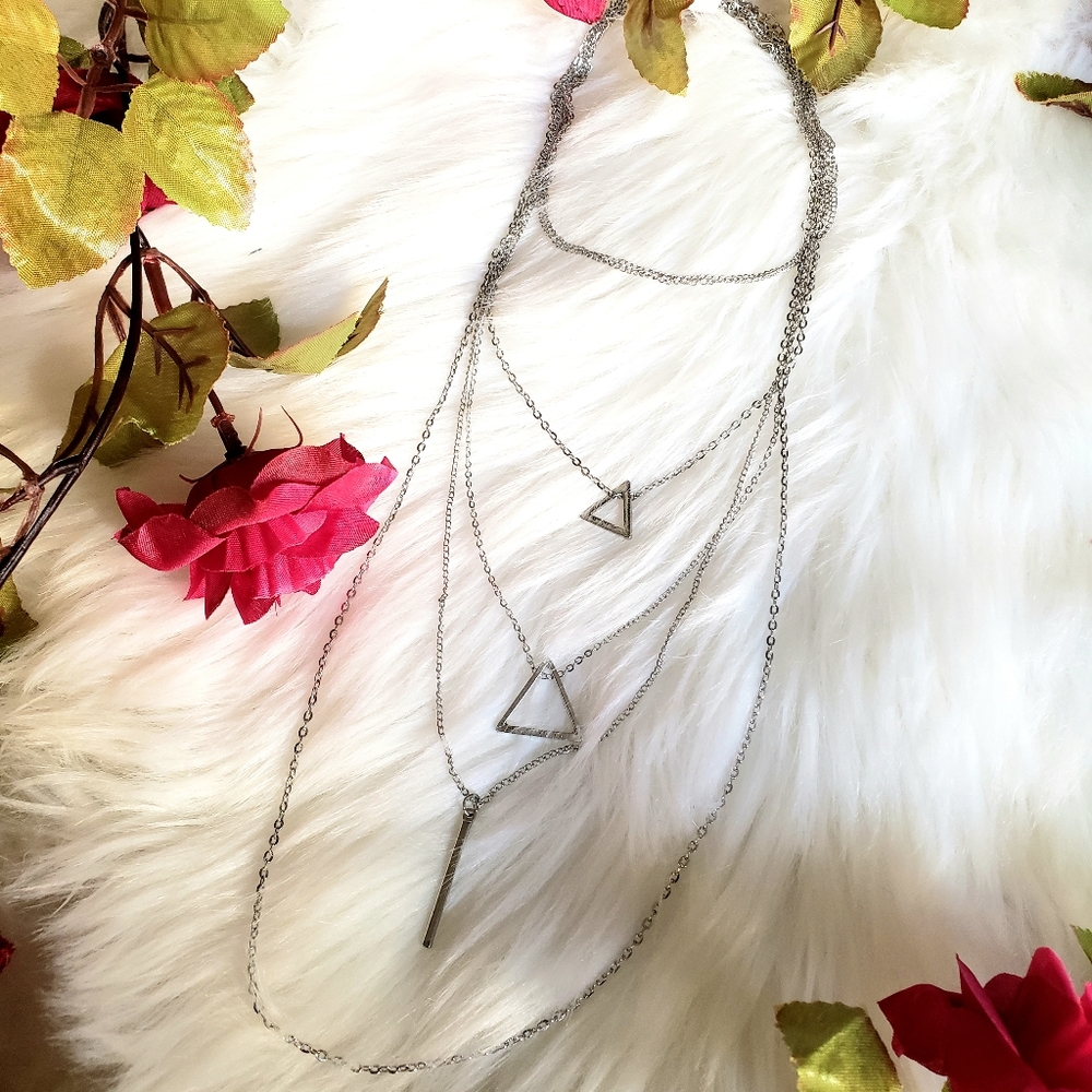 Brooklyn ♡ Necklace - Picture 2 of 4